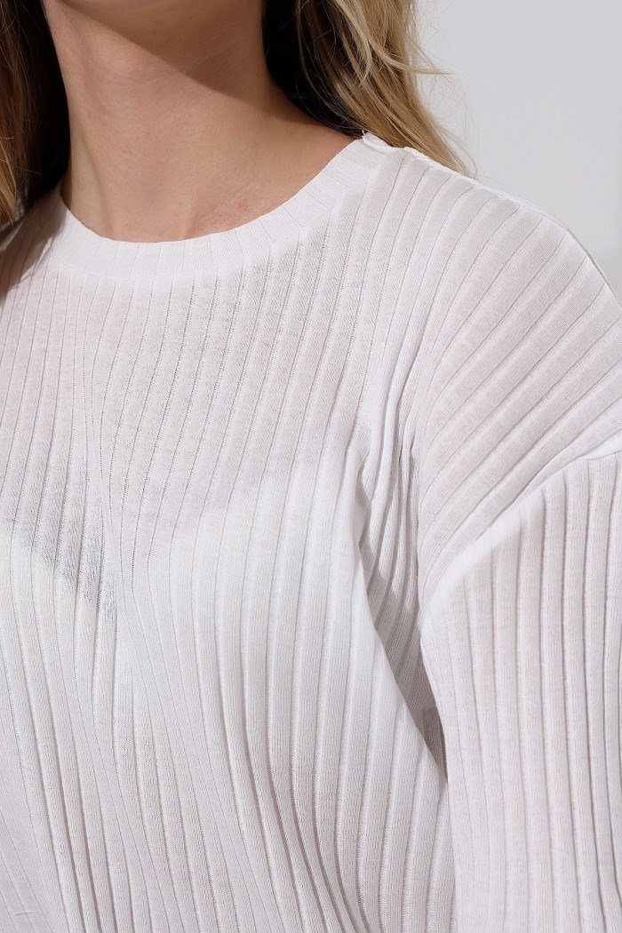 oversize yırtmaçlı bisiklet yaka tunik beyaz