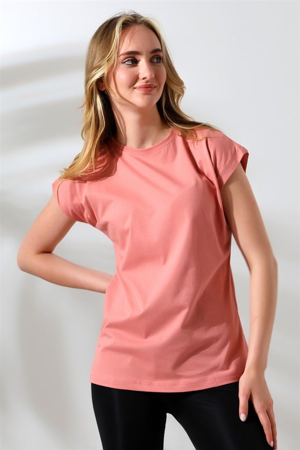 kısa kollu bedende bisiklet yaka tem biyeli tişört