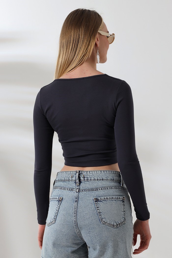 kare yaka crop tişört füme (koyu gri)