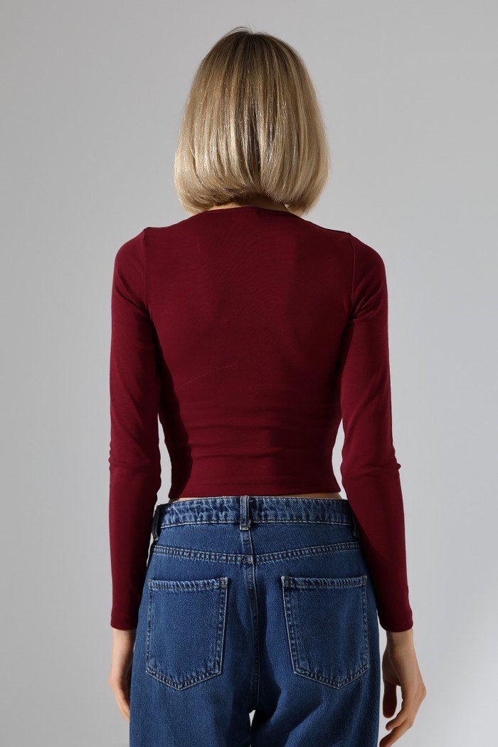 kare yaka crop tişört bordo