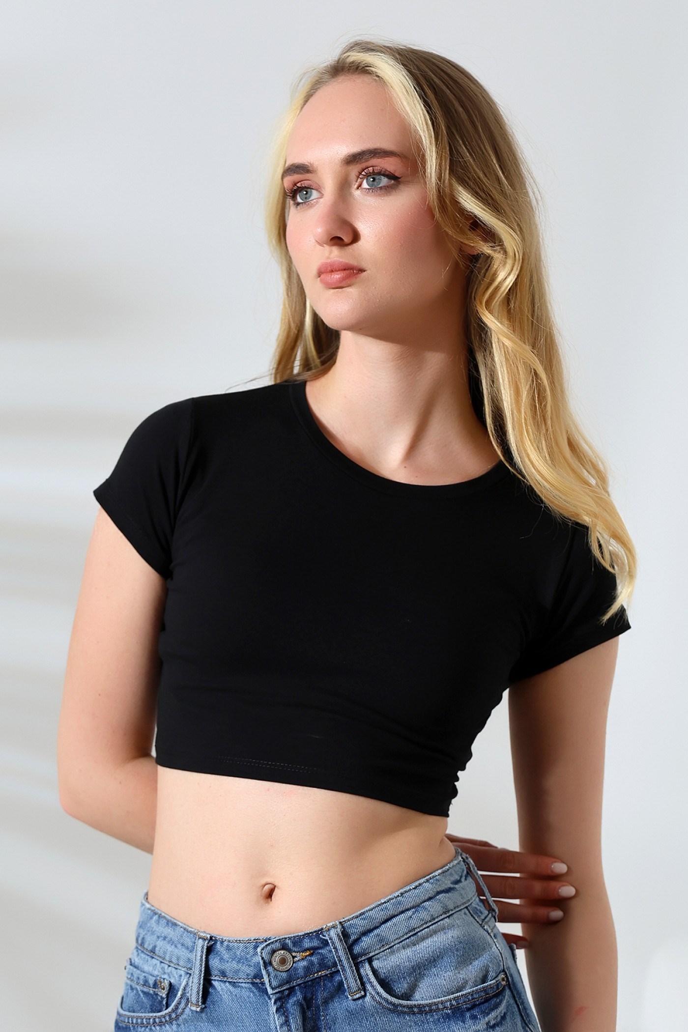 Bisiklet yaka crop body siyah